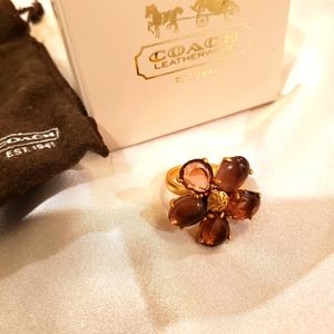 Coach Daphne Flower ring